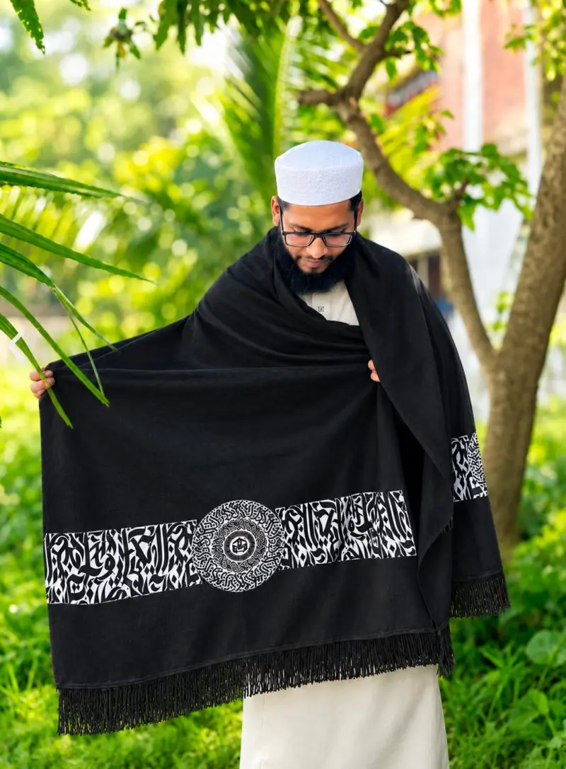 চায়না ক্যালিগ্রাফি শাল কালো